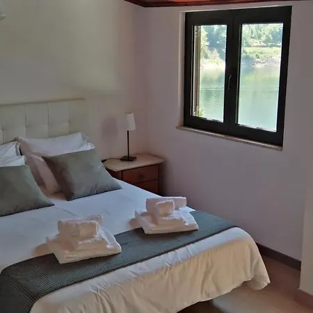 Casa Do Avo Xico - House - 10pax Герес