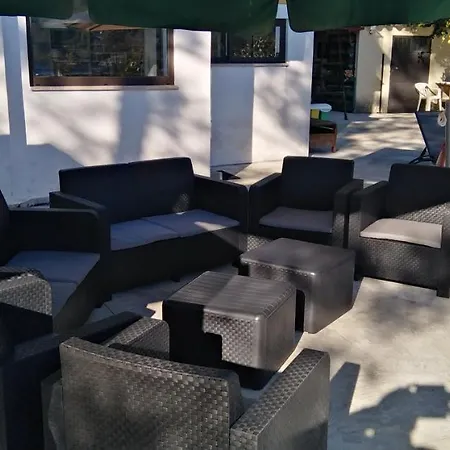 Casa Do Avo Xico - House - 10pax ג'רס