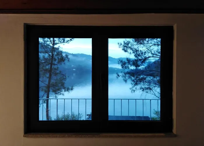 Casa Do Avo Xico - House - 10pax בית נופש ג'רס