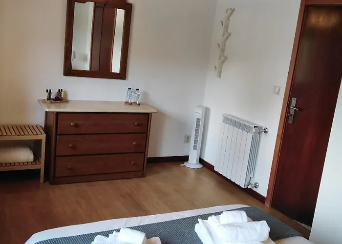 Casa Do Avo Xico - House - 10pax בית נופש ג'רס